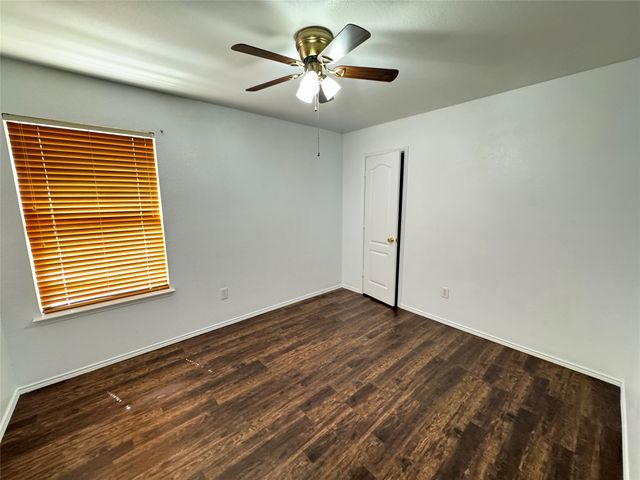 5424 Caribou Ridge Drive, Watauga, TX 76137