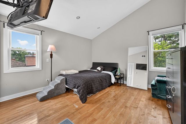 75 N 2nd Avenue, Des Plaines, IL 60016
