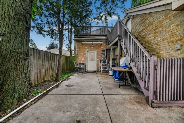 75 N 2nd Avenue, Des Plaines, IL 60016