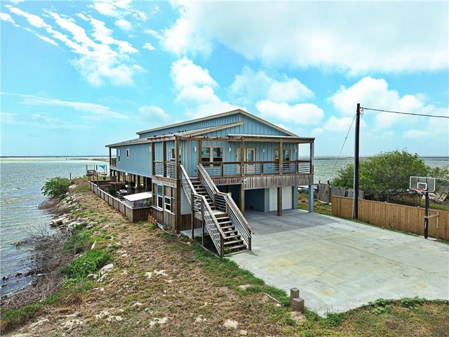 1213 Stewart St, Corpus Christi, TX 78418