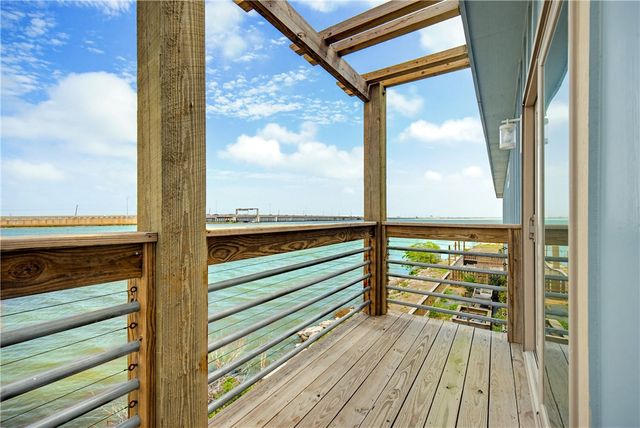 1213 Stewart St, Corpus Christi, TX 78418