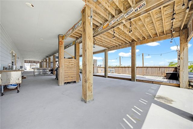 1213 Stewart St, Corpus Christi, TX 78418