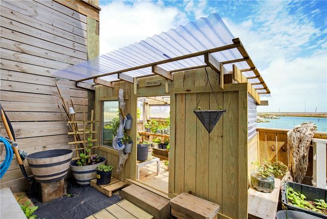 1213 Stewart St, Corpus Christi, TX 78418