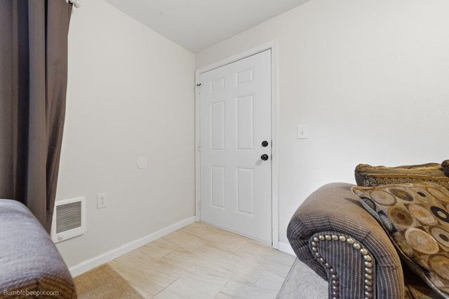 202 E Weile Ave, Spokane, WA 99208