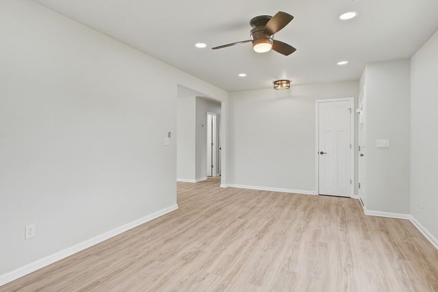 104 General Dennis Drive, Summerville, SC 29486