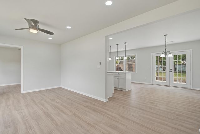 104 General Dennis Drive, Summerville, SC 29486