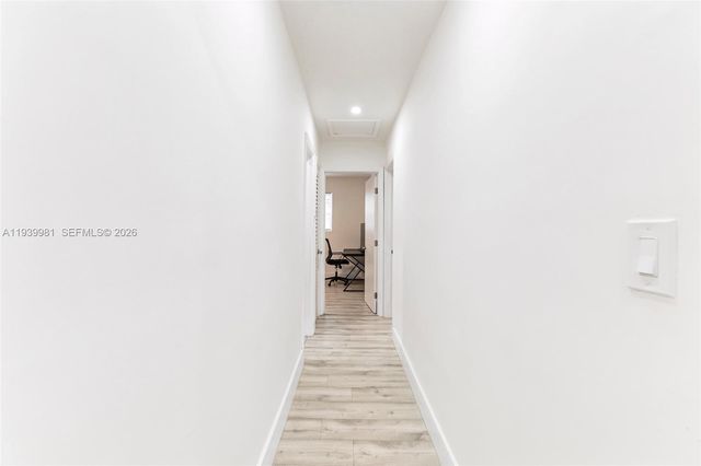 2911 NW 5th Ct, Fort Lauderdale, FL 33311