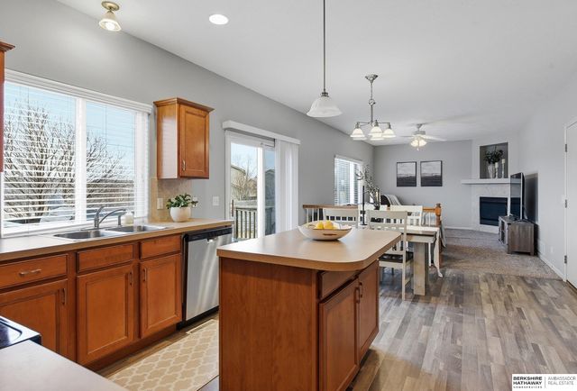 4921 N 161 Street, Omaha, NE 68116