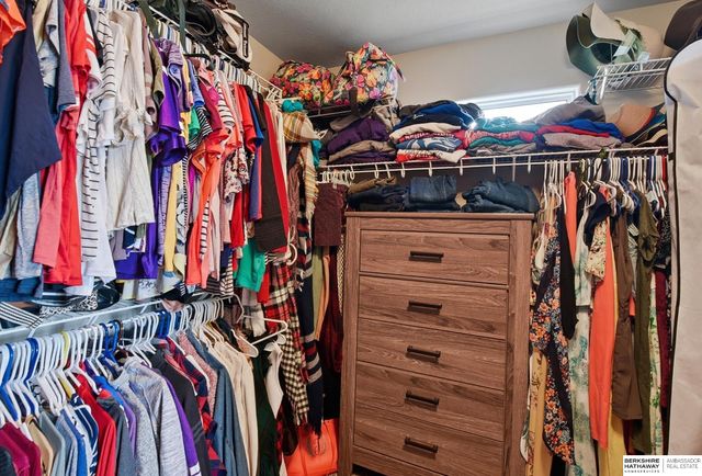 4921 N 161 Street, Omaha, NE 68116