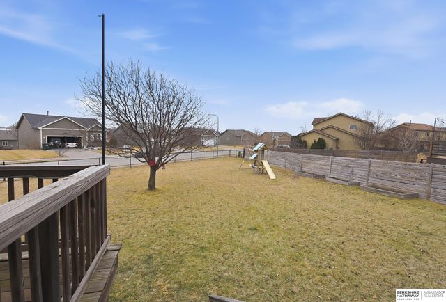 4921 N 161 Street, Omaha, NE 68116