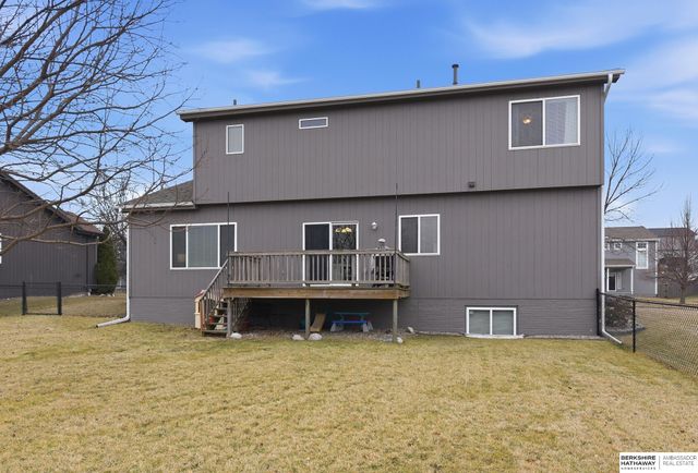 4921 N 161 Street, Omaha, NE 68116