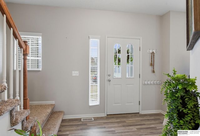 4921 N 161 Street, Omaha, NE 68116