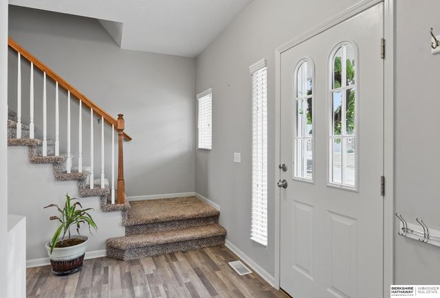 4921 N 161 Street, Omaha, NE 68116