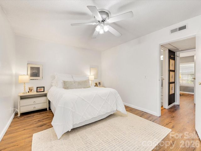 2616 Park Road B, Charlotte, NC 28209