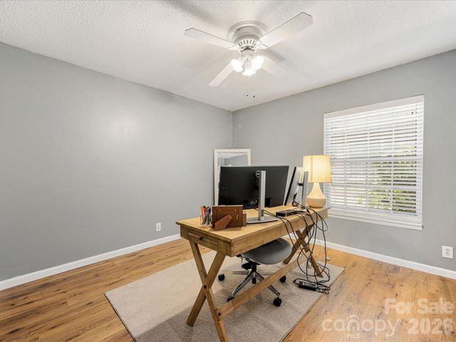 2616 Park Road B, Charlotte, NC 28209