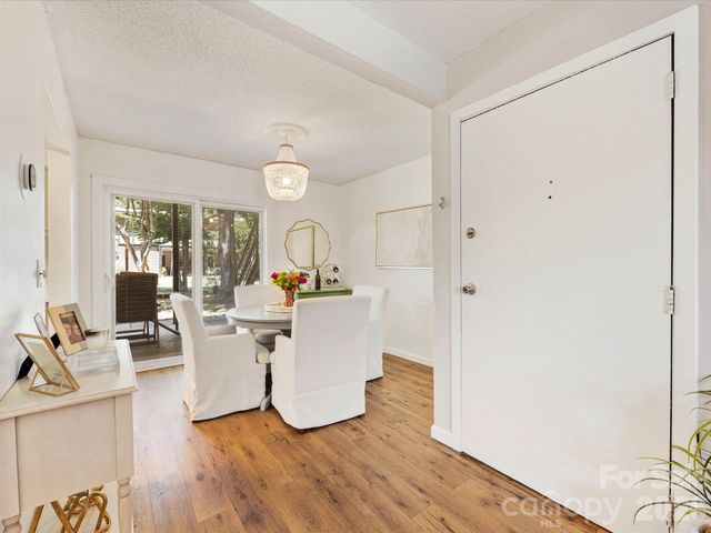 2616 Park Road B, Charlotte, NC 28209