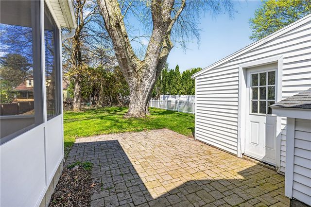 241 West Ivy Street, East Rochester, NY 14445