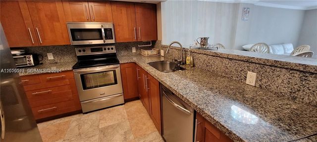 1865 S Ocean Dr 2D, Hallandale Beach, FL 33009