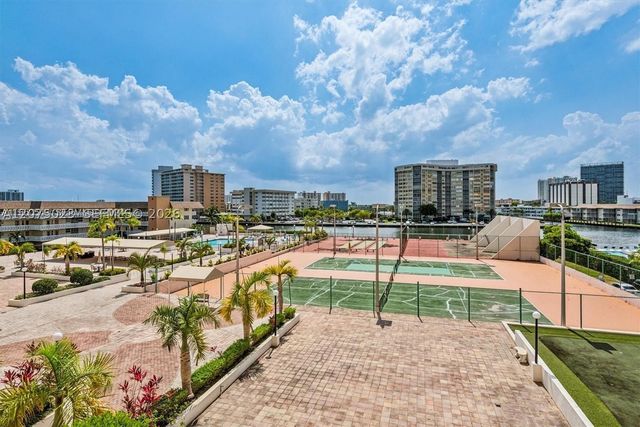 1865 S Ocean Dr 2D, Hallandale Beach, FL 33009