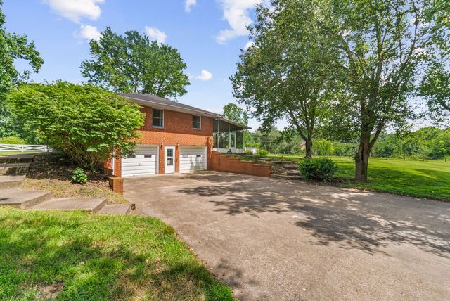 4905 Bethesda Duplex Rd, College Grove, TN 37046