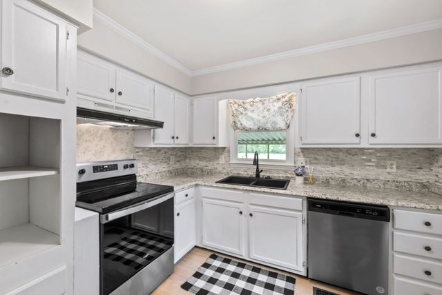 4905 Bethesda Duplex Rd, College Grove, TN 37046