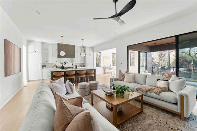 864 Amsterdam Avenue NE, Atlanta, GA 30306