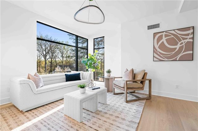 864 Amsterdam Avenue NE, Atlanta, GA 30306