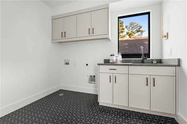 864 Amsterdam Avenue NE, Atlanta, GA 30306