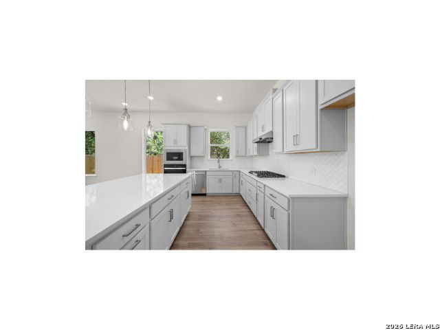 160 Rosanna Ridge, Universal City, TX 78148