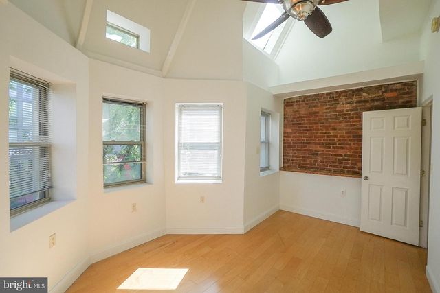 37 FLORIDA AVE NE, Washington, DC 20002