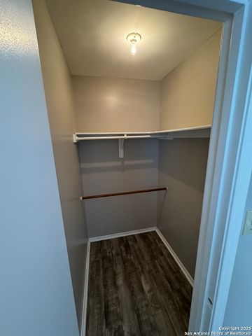 5215 Fawn Lk, San Antonio, TX 78244