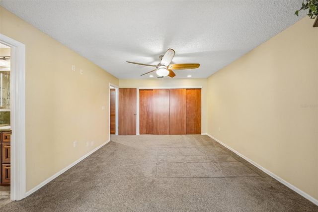 300 90TH AVENUE NE, St Petersburg, FL 33702