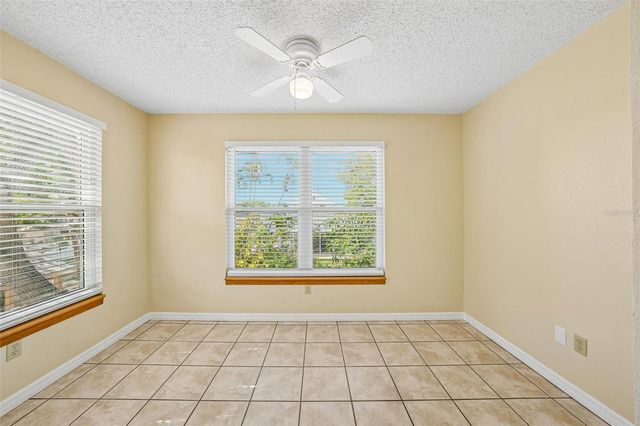 300 90TH AVENUE NE, St Petersburg, FL 33702