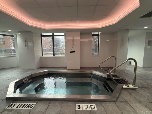 11201 Queens Boulevard 18B, Forest Hills, NY 11375