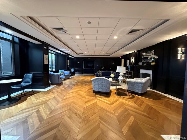 11201 Queens Boulevard 18B, Forest Hills, NY 11375