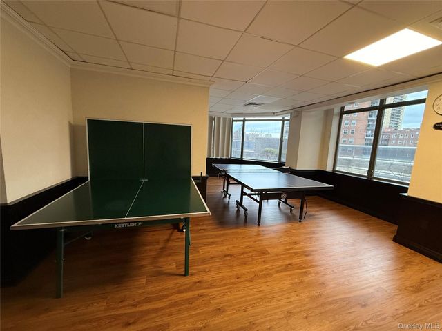 11201 Queens Boulevard 18B, Forest Hills, NY 11375