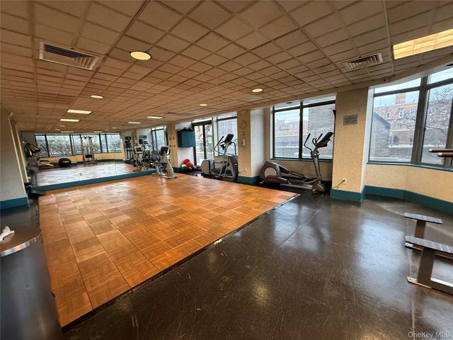 11201 Queens Boulevard 18B, Forest Hills, NY 11375