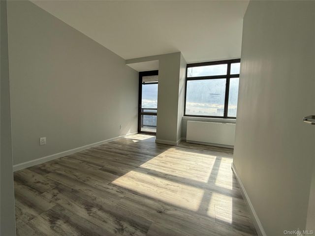 11201 Queens Boulevard 18B, Forest Hills, NY 11375