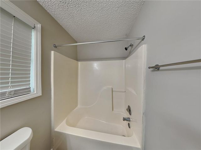 424 Ivy Crest Drive, Dallas, GA 30157