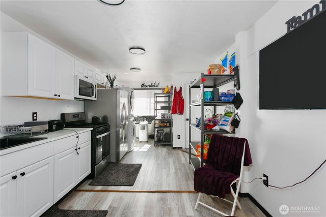 1123 S M Street, Tacoma, WA 98405