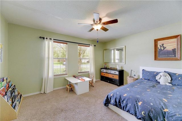 1317 Quicksilver ST, Round Rock, TX 78665