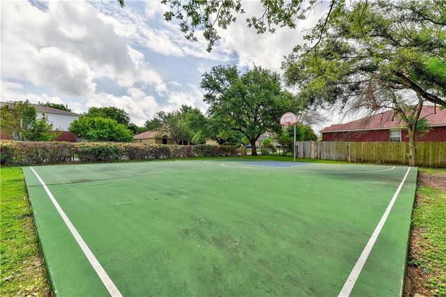 1317 Quicksilver ST, Round Rock, TX 78665