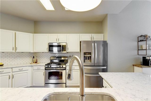 1317 Quicksilver ST, Round Rock, TX 78665