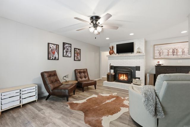 16400 Colonel Glenn, Little Rock, AR 72210