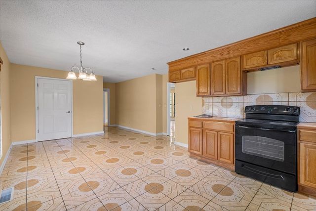 208 Pioneer Drive, Dalton, GA 30721