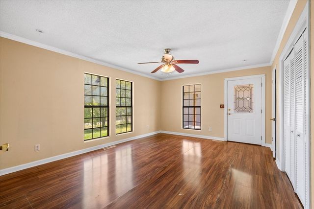 208 Pioneer Drive, Dalton, GA 30721
