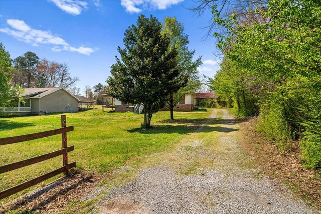 208 Pioneer Drive, Dalton, GA 30721