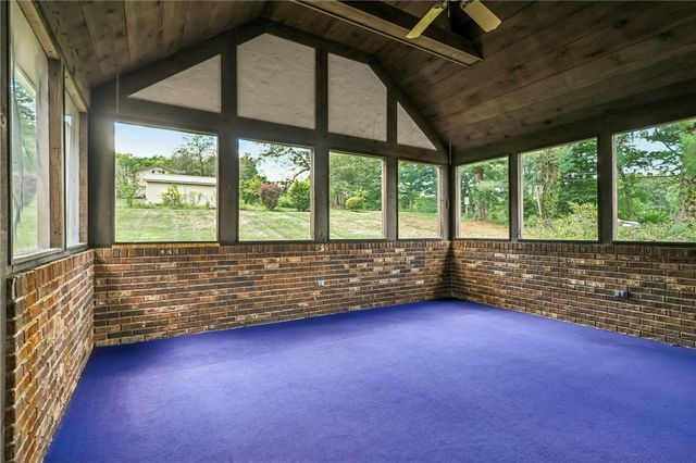 168 Cunningham Ln, Neshannock Twp, PA 16105