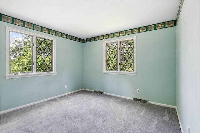 168 Cunningham Ln, Neshannock Twp, PA 16105