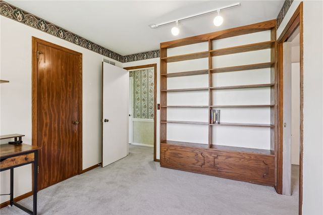 168 Cunningham Ln, Neshannock Twp, PA 16105